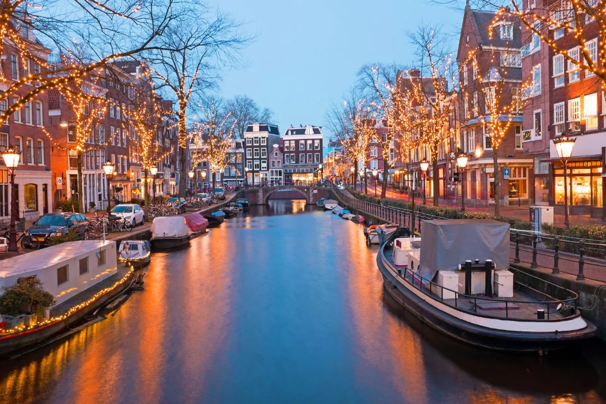 Amsterdam Unlocked: A Journey Through the Venice of the North